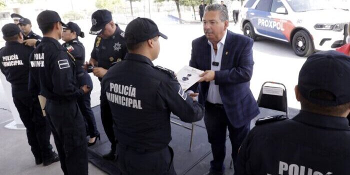 Autoridades De Escobedo Le Otorga Ascenso A Polic As Noticias